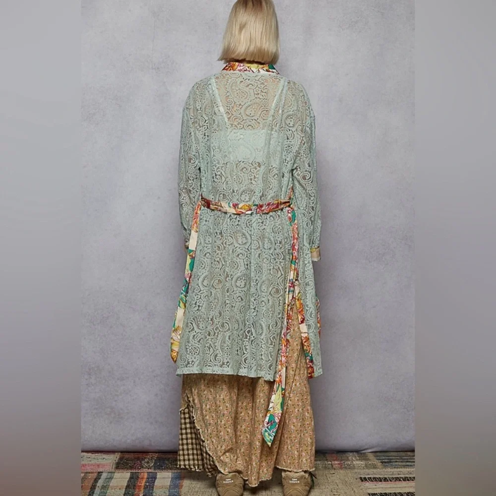 POL Moonlace Kimono Cardigan Duster mint green floral trim belt sz small - Picture 3 of 7